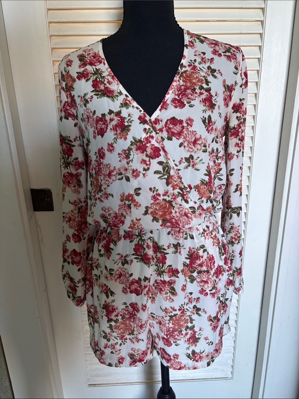 iris White and Red Floral Romper